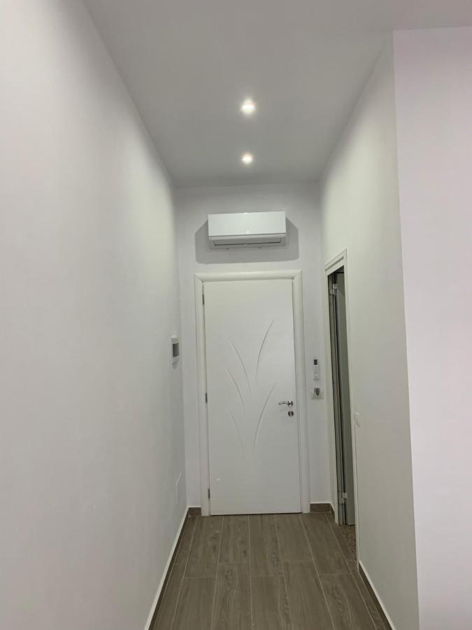 Hotel Restaurant Deso Shijak Exterior photo